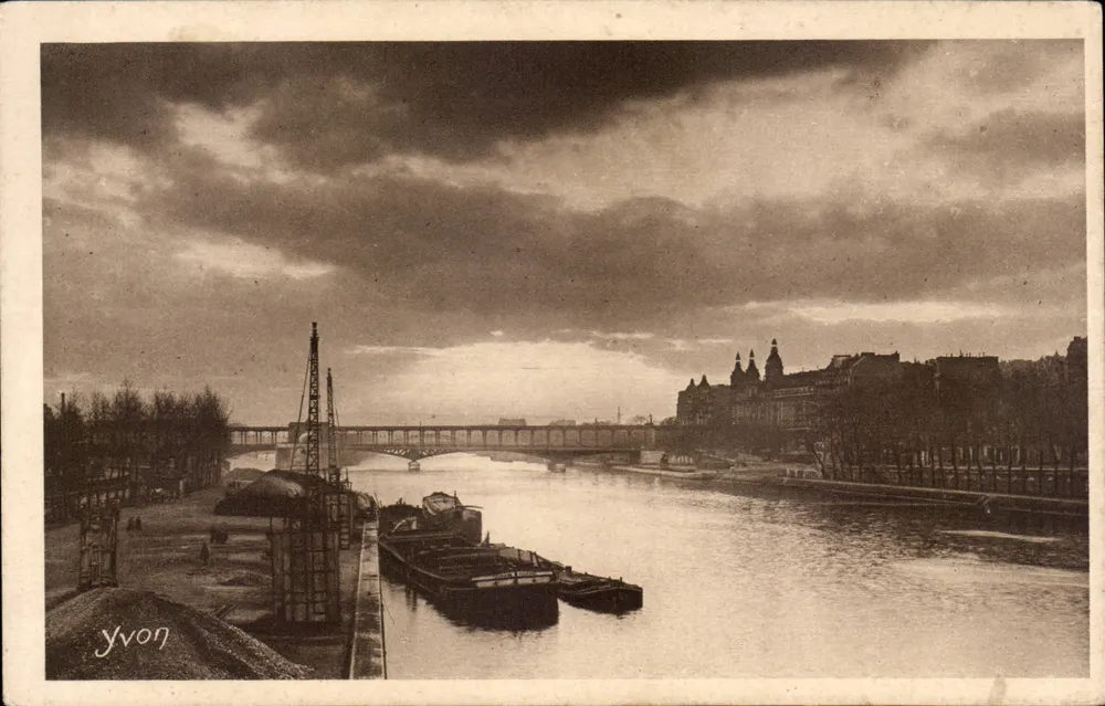 Paris... en Flanant — Sonnenuntergang auf der Seine - Quai de Passy — Édition d'Art YVON, Serie 3 N° 59 - Vorderseite