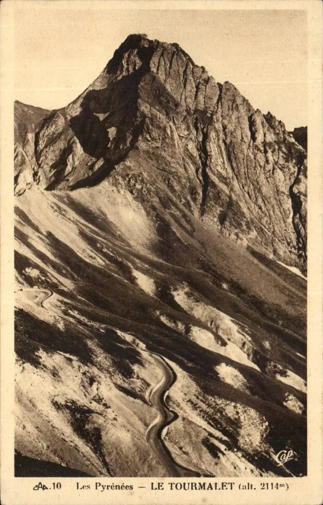Os Pirineus — LE TOURMALET (alt. 2114m) — Bilhete postal moderno dos Arts Photomécanique, Strasbourg - Frente