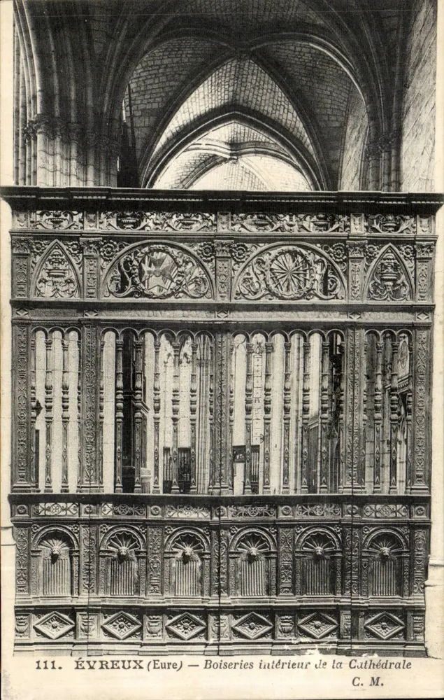 Évreux (Eure) — Boiseries interior da Catedral — C.M. n°111 - Frente
