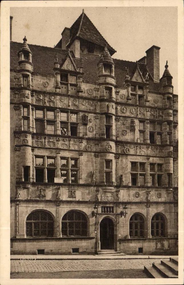 Hôtel de Ville — Paray-le-Monial (Saône-et-Loire) — Verlag Vaudry - Vorderseite