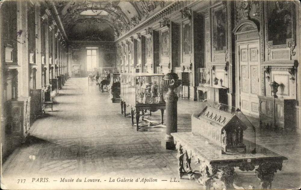 Paris — Louvre-Museum — Die Galerie Apollon — LL. — Nr. 737 - Vorderseite