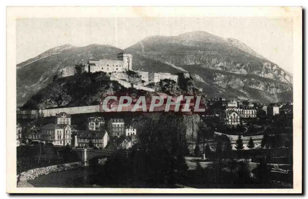 Lourdes — O Castelo-Forte — Editor P. Doucet, n°48 - Frente