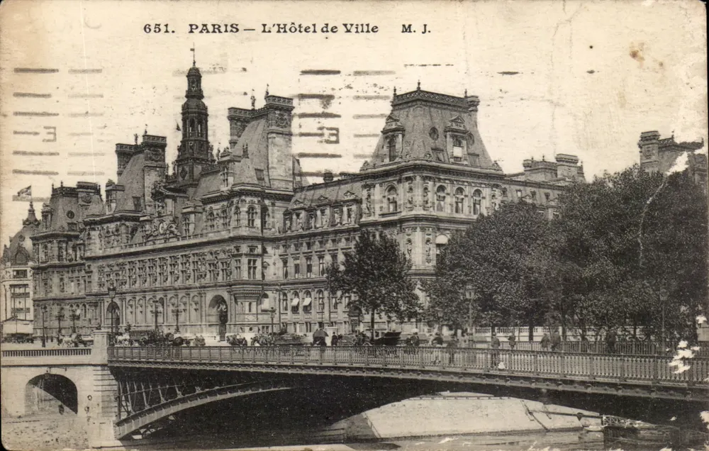 Paris — L'Hôtel de Ville — M. J. — n° 651 - Frente