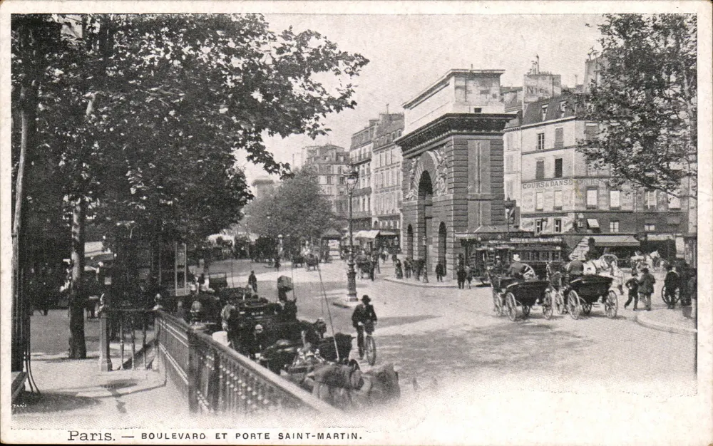 Paris — Boulevard e Porta Saint-Martin — Editor não identificado, número de série não visível - Frente