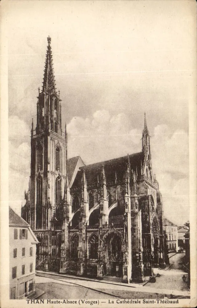 Than Haute-Alsace (Vosges) — A Catedral de São Thiébaud - Frente