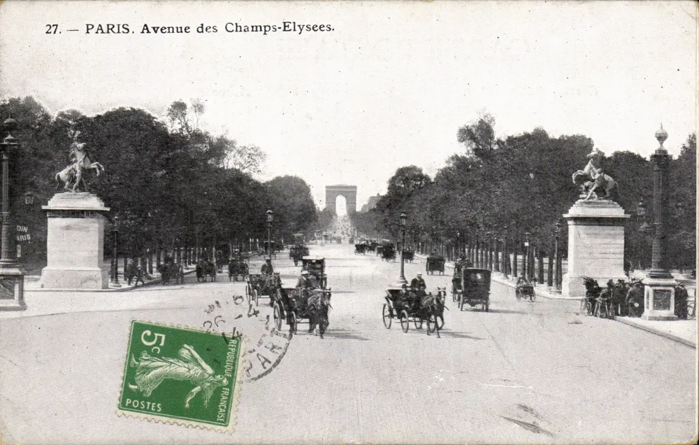 Paris. Avenida dos Campos Elísios — vista do Arco do Triunfo — editor Din ARIS, n°27 - Frente