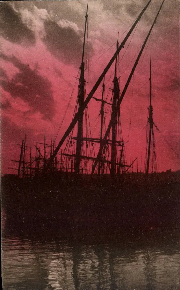 Silhouetten van zeilschepen bij zonsondergang — nr. 5009 - Voorkant