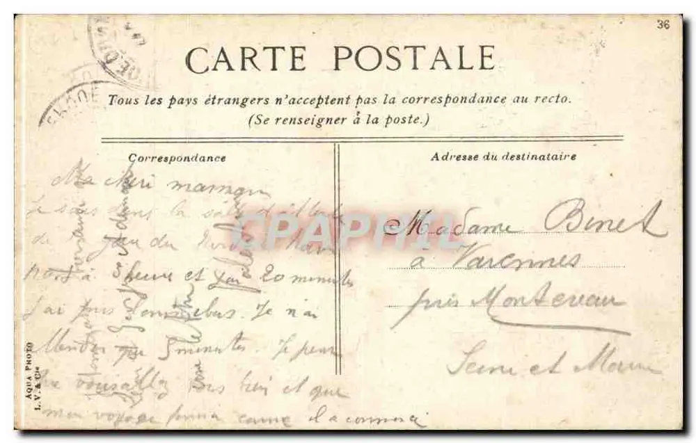 Paris - O Teatro Francês — vista da praça com fonte e pedestres — editor L.Y. & Cie - Verso