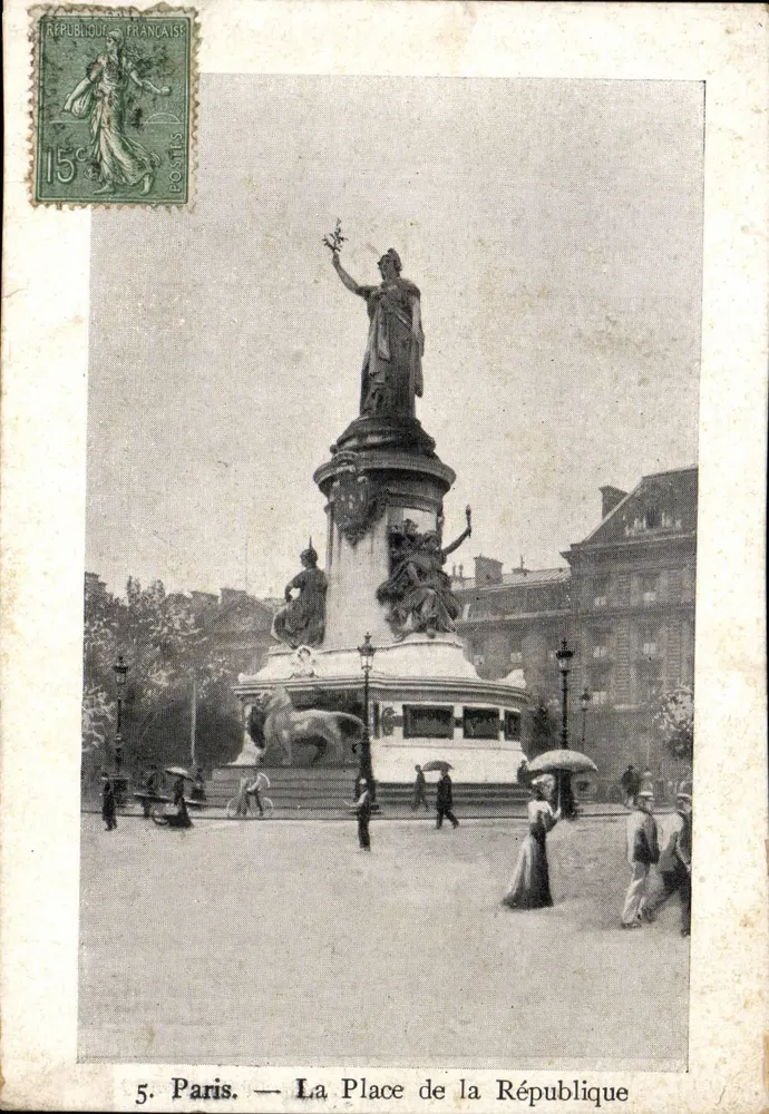 Paris — A Place de la République — Editor do Petit Parisien, n°5 - Frente