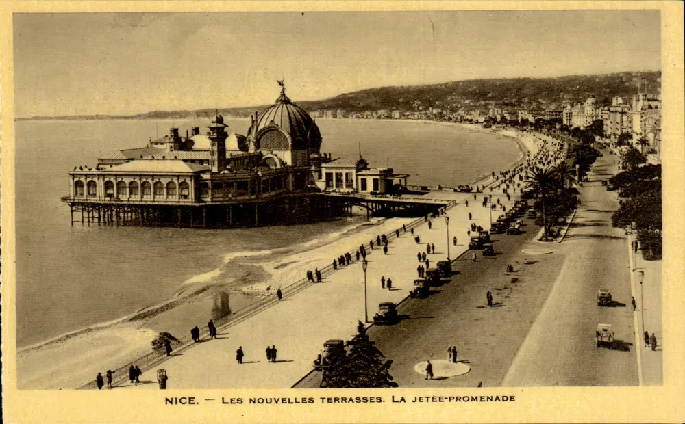 Nizza — Die neuen Terrassen. Die Promenadenpier - Vorderseite