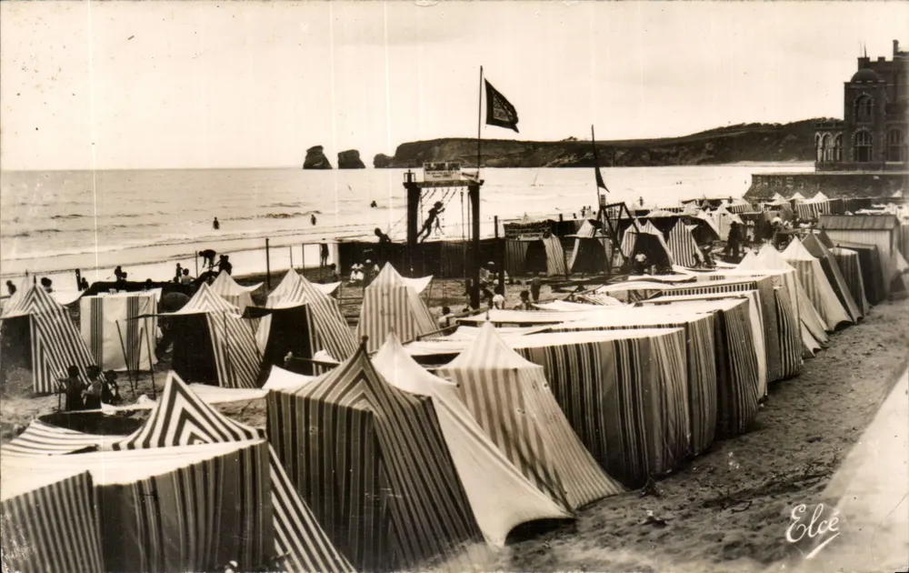 Hendaye-Plage (Basses-Pyrénées) — Die Strand und die Zwillingsberge — L. Chatagran - Vorderseite
