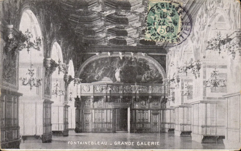Fontainebleau — Grande Galerie — Verlag: L. Marttier - Vorderseite