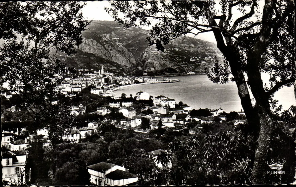 Menton — Vista geral tirada do Cap Martin — Edições d'Art Muhier - Frente