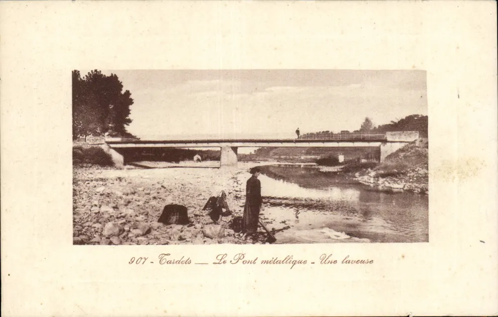 Cardets — O Pont Metálico — Uma Lavadeira - Frente