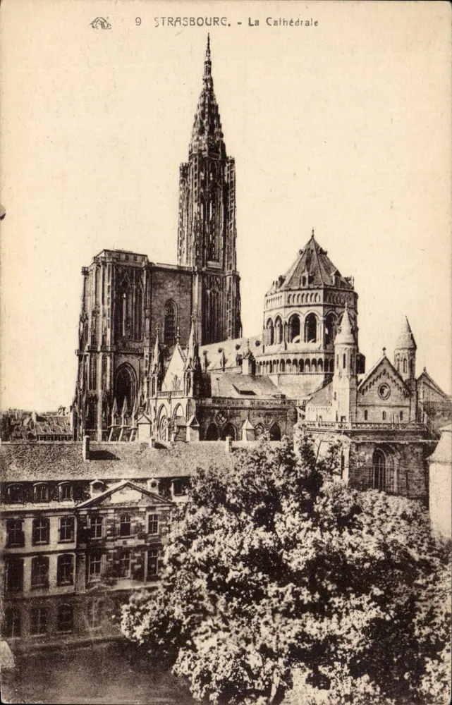 Estrasburgo - A Catedral — Bilhete postal antigo n°9 - Frente