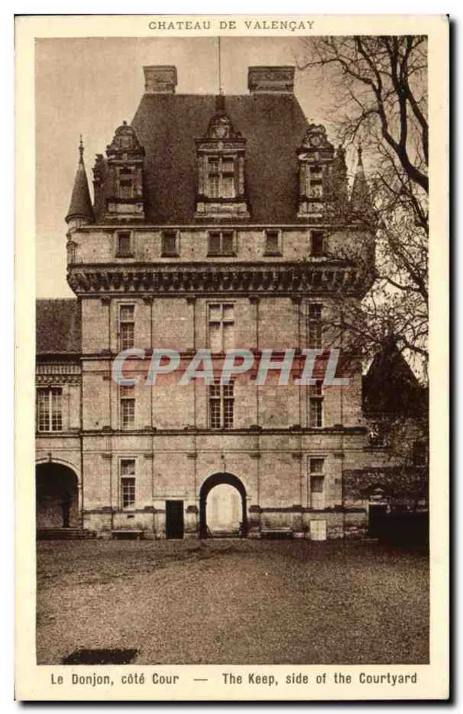 Castelo de Valençay — O Donjon, lado da Cour - Frente