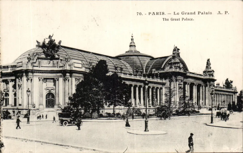 Paris — O Grand Palais — A.P. — N°70 - Frente