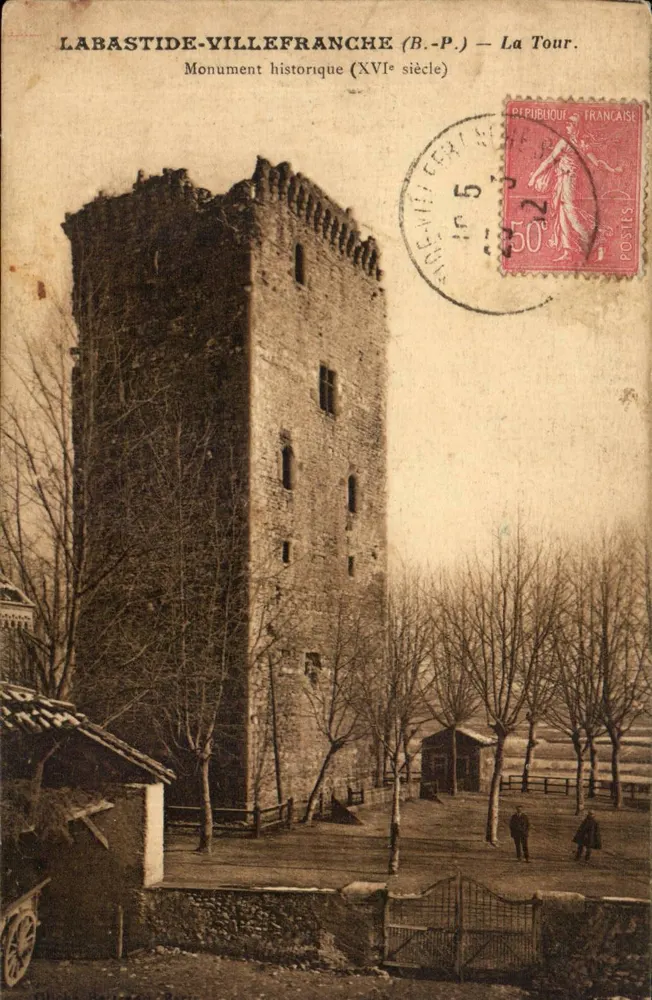 Labastide-Villefranche — A Torre. Monumento histórico (século XVI) — B.P. — Editor não visível - Frente