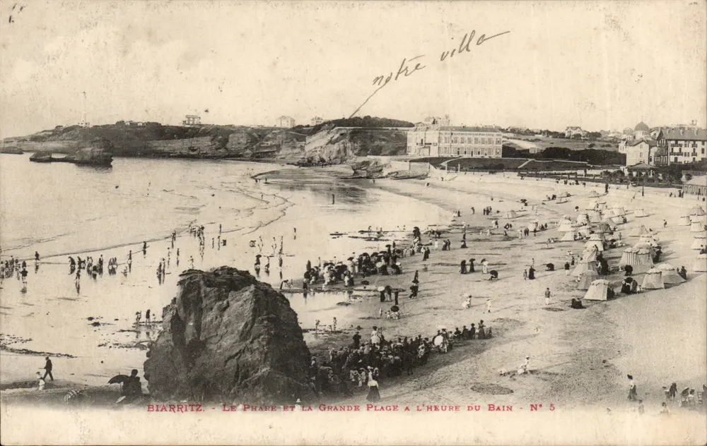 Biarritz - Der Leuchtturm und der Grande Place zur Badezeit - N° 5 - Vorderseite