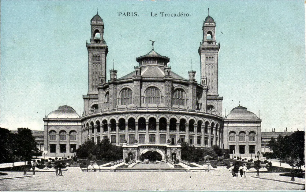 Paris — O Trocadéro — Editora não identificada - Frente
