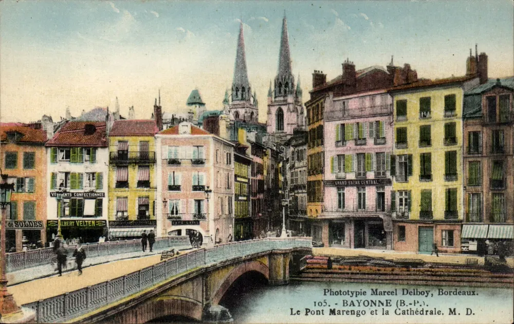 Der Marengo-Brücke und die Kathedrale — Bayonne — Phototypie Marcel Delboy, Bordeaux. Nr. 105 - Vorderseite