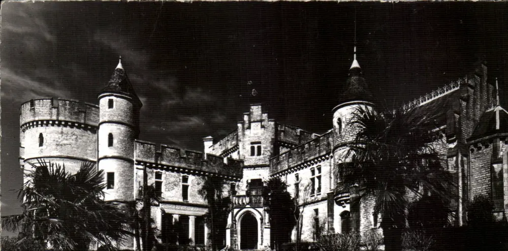 Castelo Abbadia — Hendaye (Fronteira Franco-Espanhola) — Lavieille, Passy, Fabre - Frente
