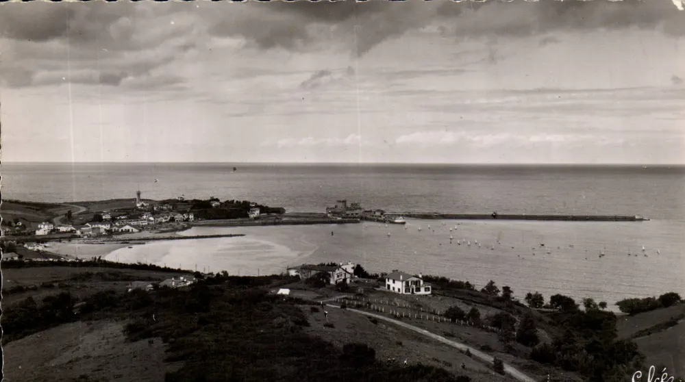 Ciboure — Das Fort Socca in der Nähe der Bordagain-Turm — Chataigneau Photo au Brumaire - Vorderseite
