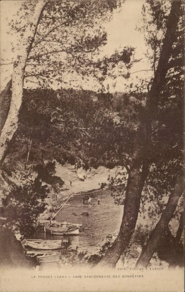 Le Pradet (Var) - Anse sablonneuse des Bonnettes — Editore Toucas - Tabacs - Recto
