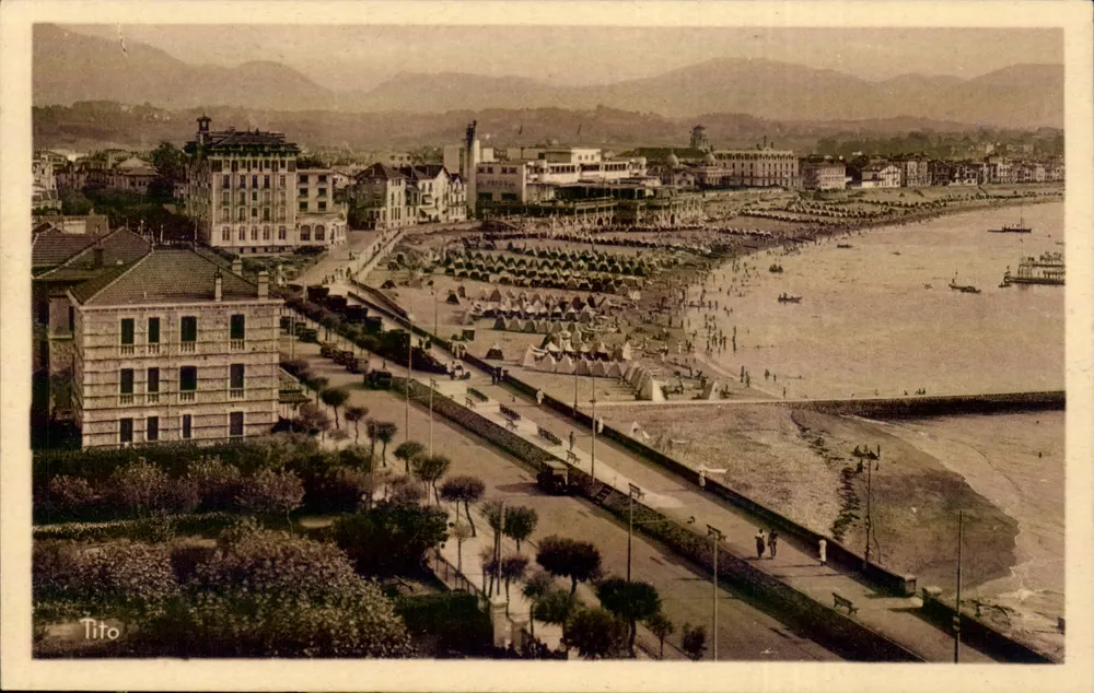 Saint-Jean-de-Luz — Allgemeiner Blick auf den Strand — Tito - Vorderseite