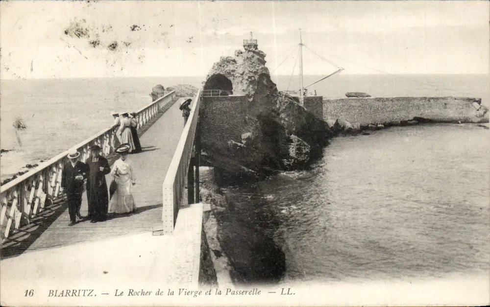 Biarritz — Der Felsen der Jungfrau und die Brücke — LL. — N° 16 - Vorderseite