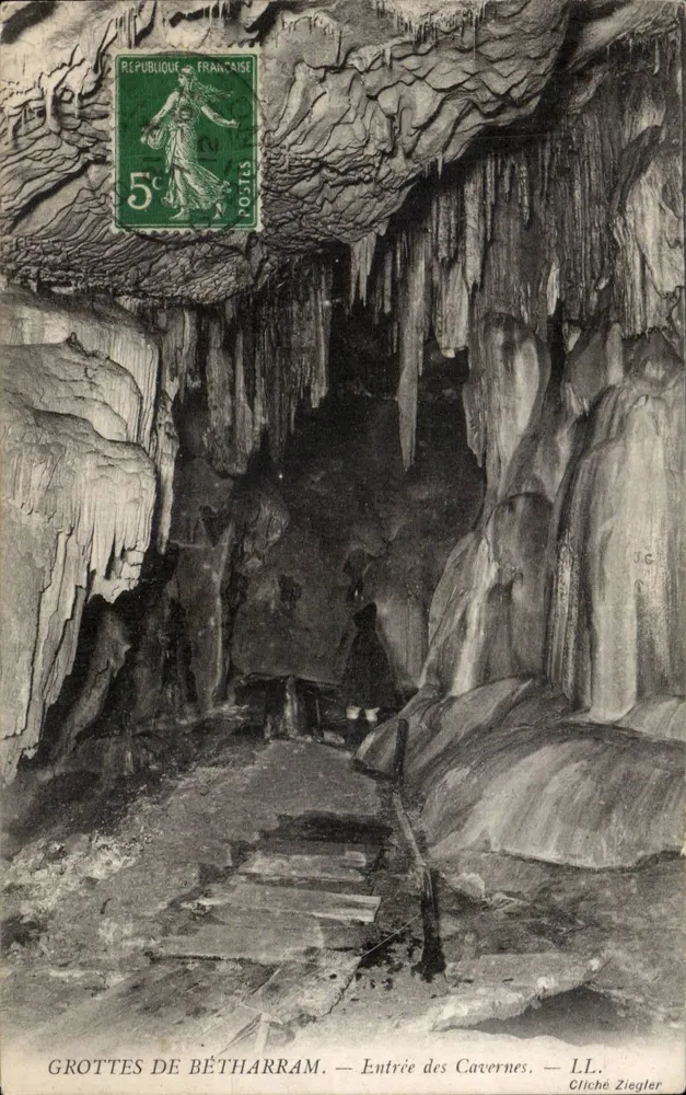 Grutas de Bétharram — Entrada das Cavernas — Cliché Ziegler - Frente