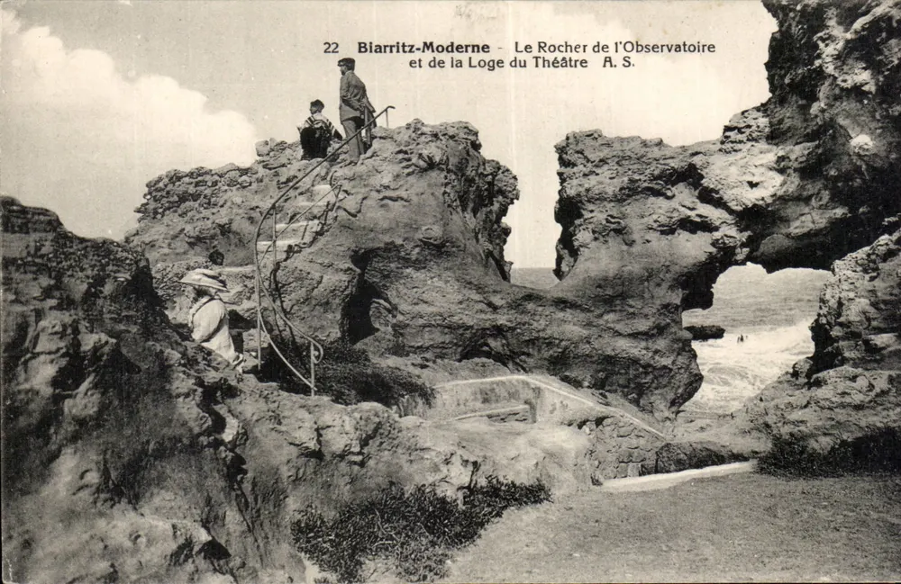 Biarritz-Moderne — Ansicht des Observatoriums-Felsens und der Theaterlodge — Moderne Ansichtskarte n°22 - Vorderseite