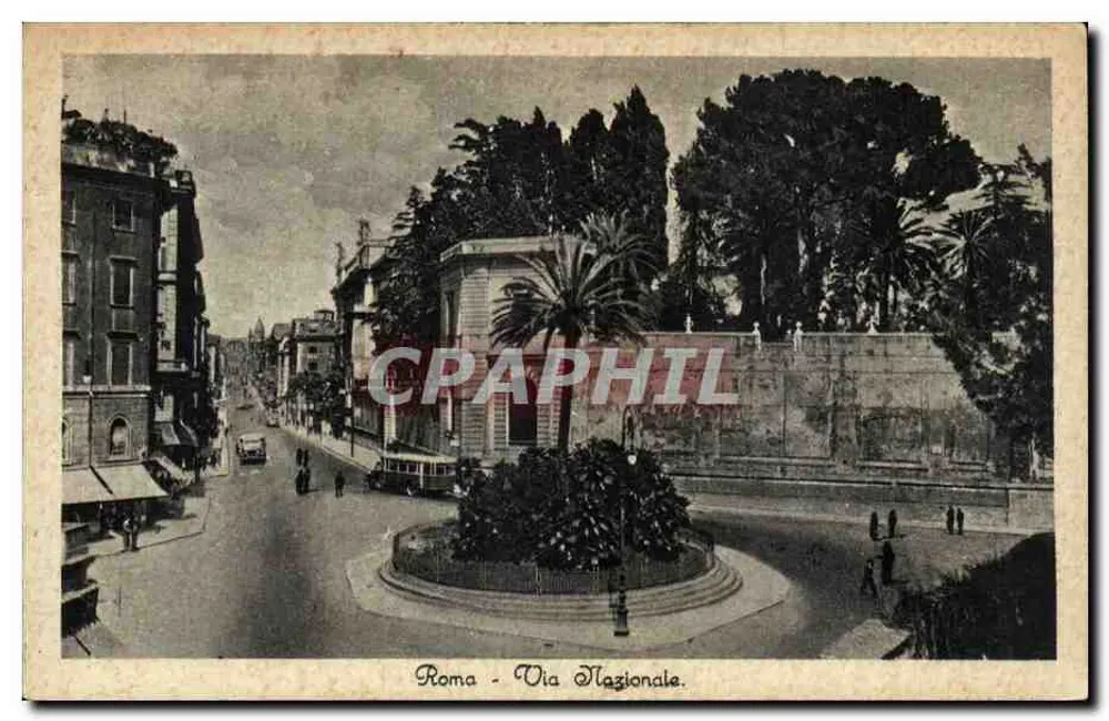 Rom - Via Nazionale — Ansicht der Straße mit Kreisverkehr und Palmen — Ed. Emilio Verdesi, Rom - Vorderseite