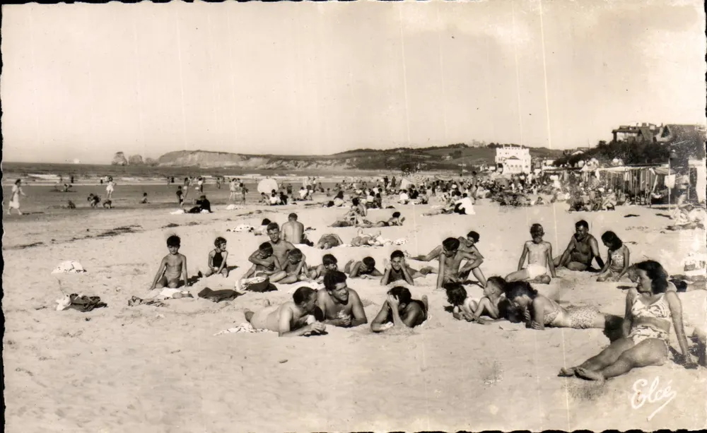Hendaya-Plage (Basses-Pyrénées) — A Praia e os Dois Gêmeos — L. Chatagnéau - Frente