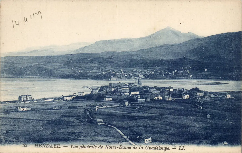 Hendaye — Allgemeiner Blick auf Notre-Dame de la Guadeloupe — LL - Vorderseite