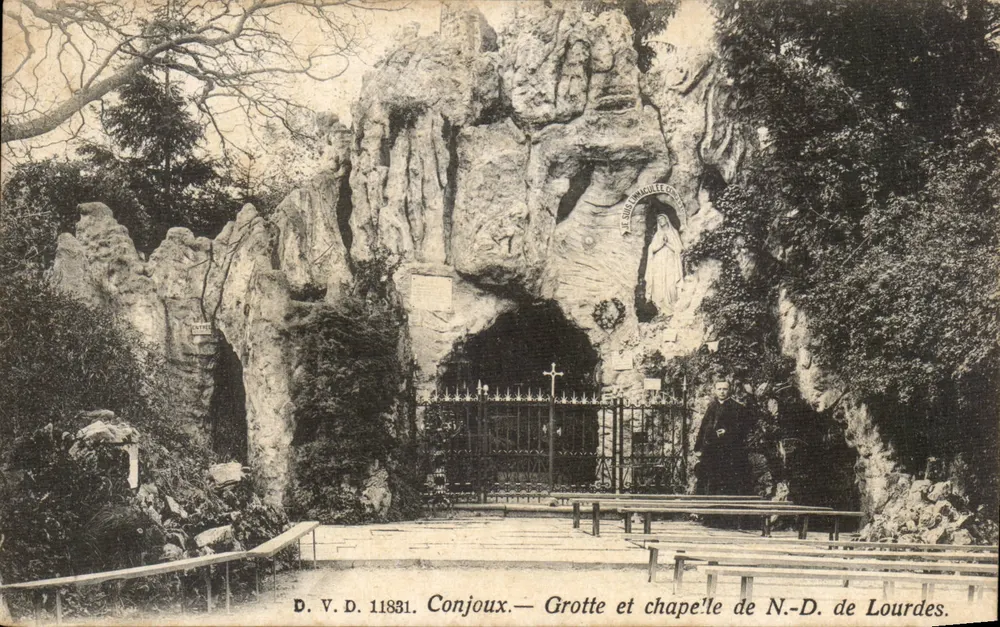 Conjoux — Höhle und Kapelle der Jungfrau von Lourdes — D. V. D. 11831 - Vorderseite