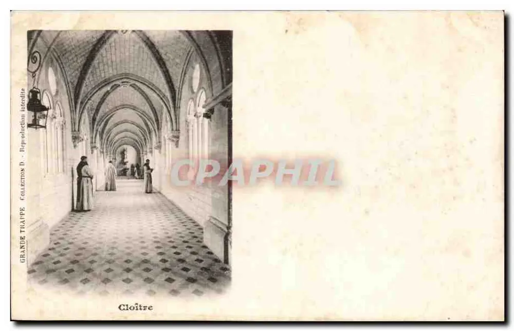 Cloître — visão interna de um convento — Grande Traîpe, reprodução proibida - Frente