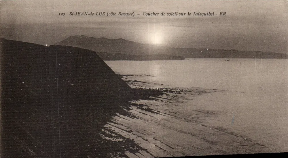 St-Jean-de-Luz (Baskische Küste) — Sonnenuntergang über Jaizquibel — BR - Vorderseite