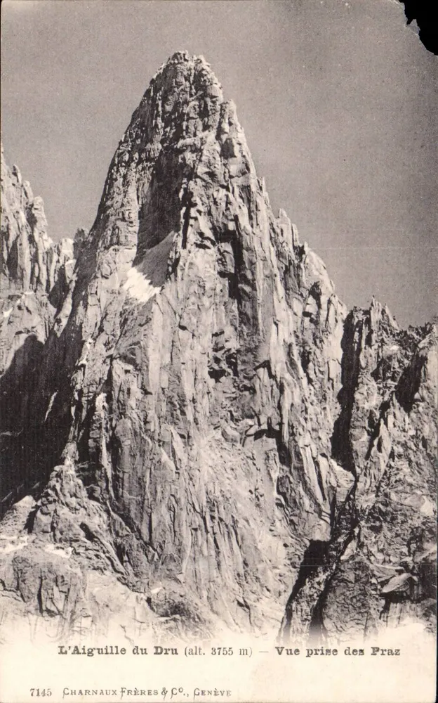 A Aiguille do Dru (alt. 3755 m) — Vista tirada dos Praz — Charnaux Frères & Co., Genebra, n° 7145 - Frente