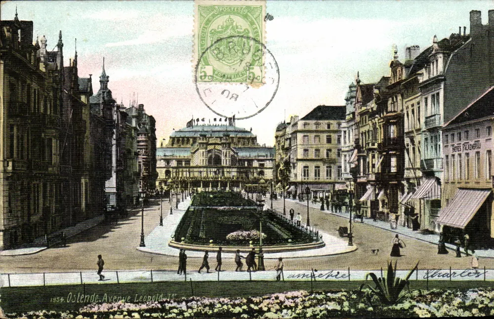 Ostend — Avenue Léopold — Ansicht des zentralen Platzes mit Garten und Gebäuden — Verlag Duvet - Vorderseite