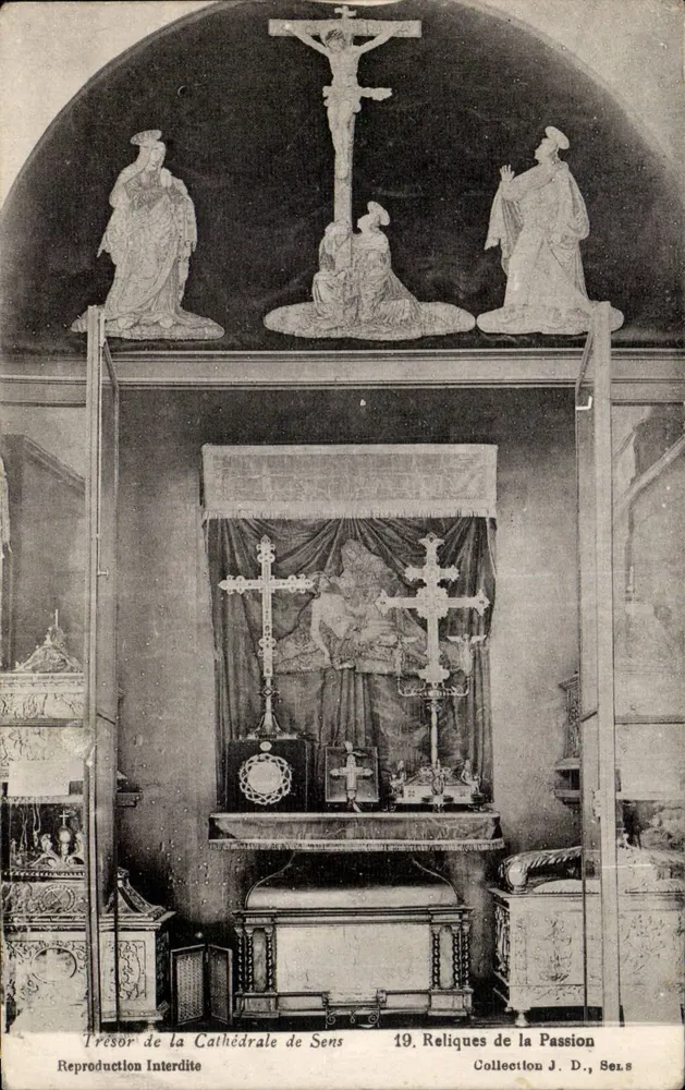 Schatz der Kathedrale von Sens — Reliquien der Passion — Sammlung J. D., Sens - Vorderseite