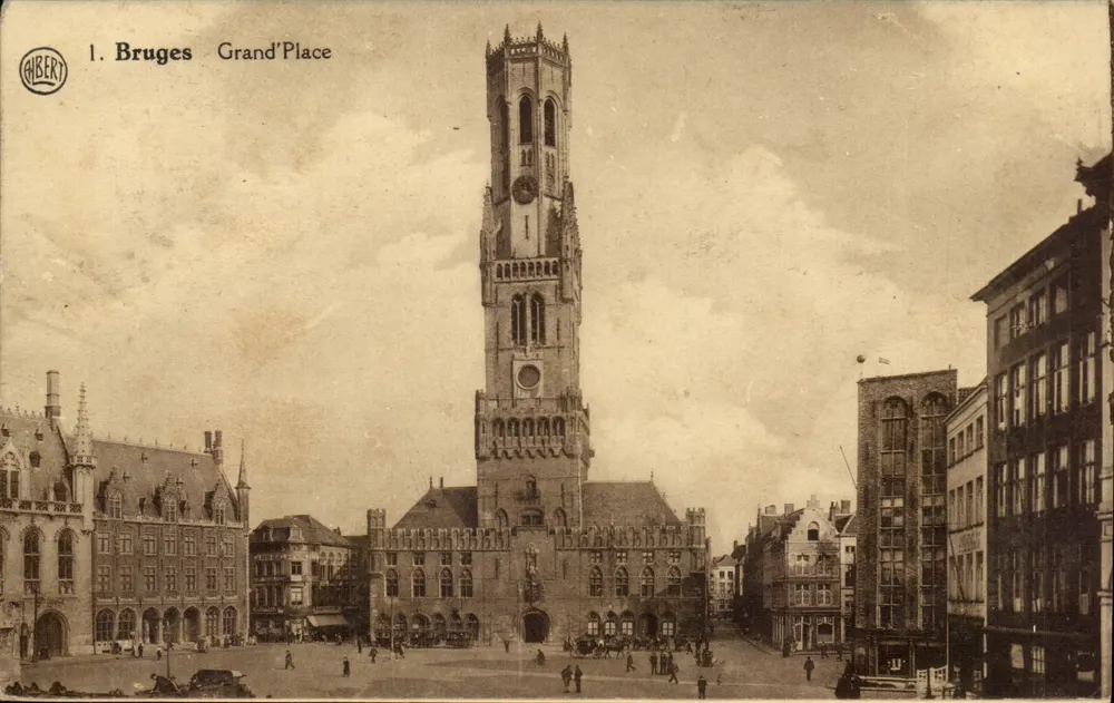 Bruges Grand'Place — Belfry and surrounding buildings — Gibert, n°1 - Recto