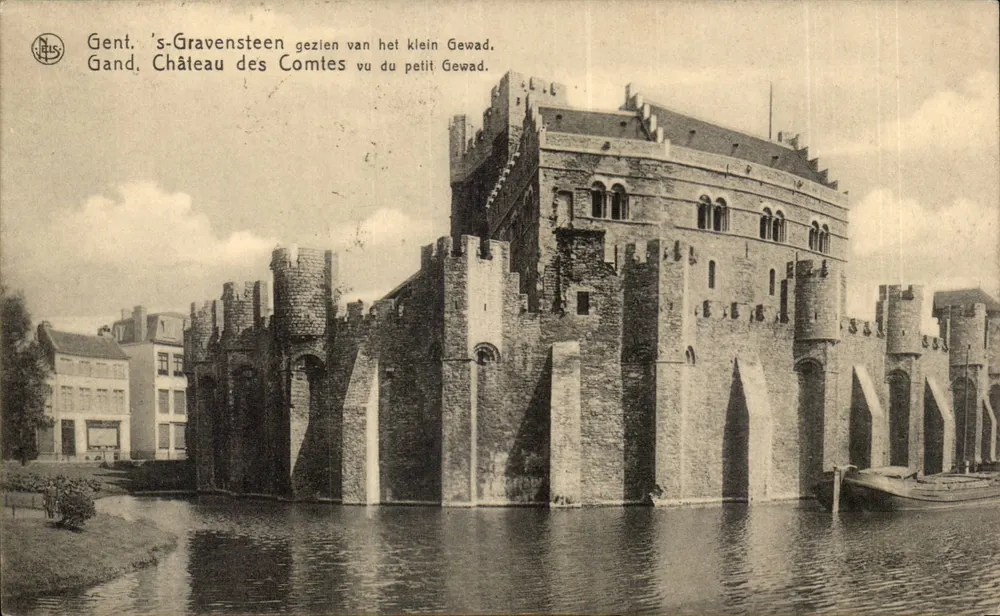 Gent. 's-Gravensteen visto do pequeno Gewad. — Edição François Gillis, n°18. - Frente