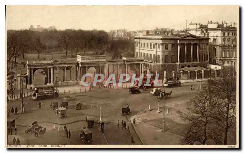 London. Hyde Park Corner — Blick auf den Park-Eingang mit Autos und Fußgängern — Verleger: Copyright Publication Photogram Ltd, London, n° 65569 - Vorderseite