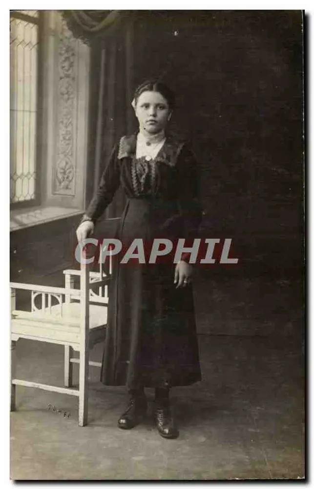 Jovem mulher — retrato interno — fotógrafo em Wernigerode - Frente