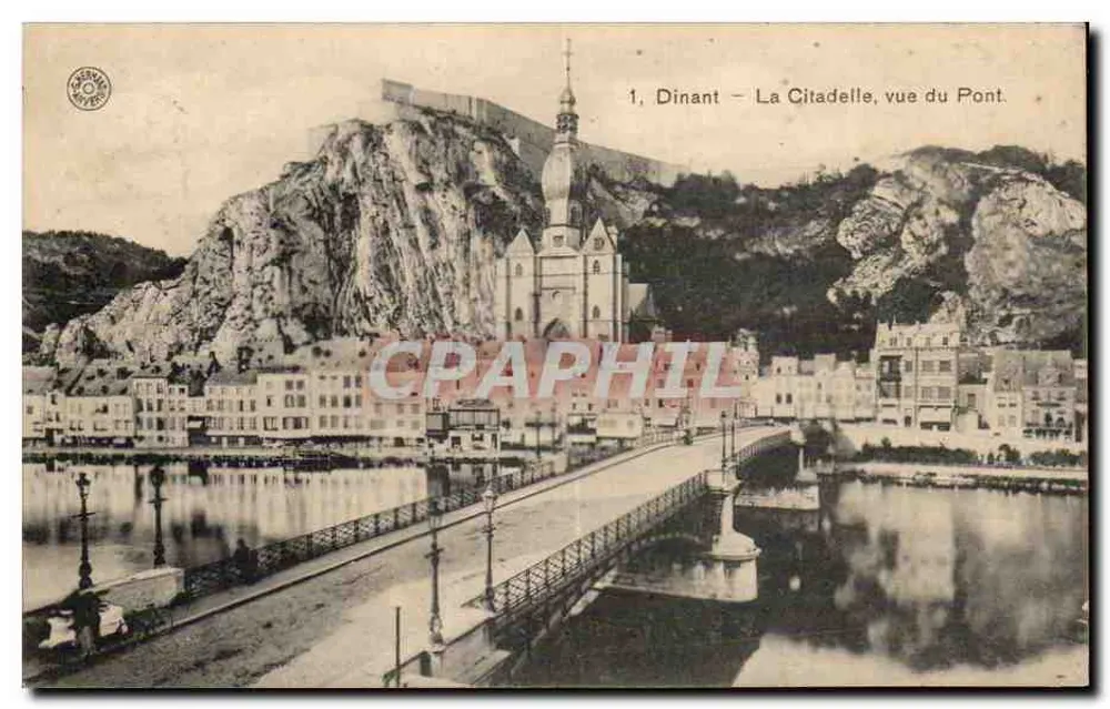Dinant — A Cidadela, vista do Ponte — RIO CARNIN - Frente
