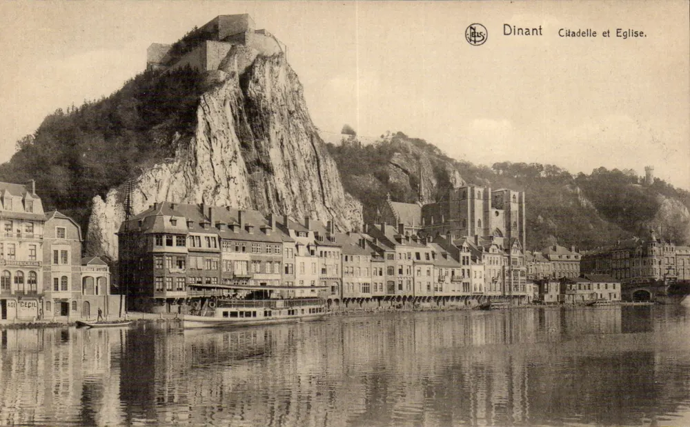 Dinant Cidadela e Igreja — Editor N. Thill, Bruxelas, série 'Vistas escolhidas da Vale da Meuse' - Frente
