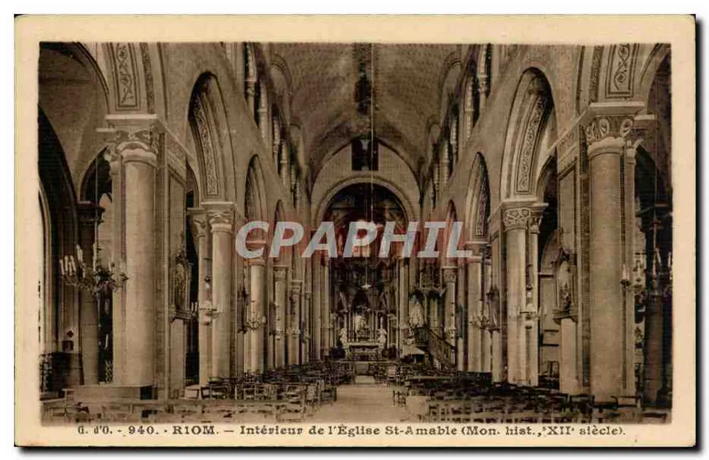 Interior da Igreja de São Amável — Riom — Mosteiro histórico do século XII - Frente