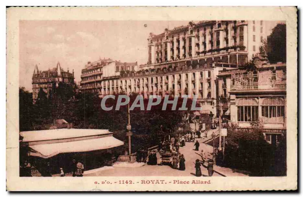 Royat — Place Allard — g.d'o. 1142 - Frente