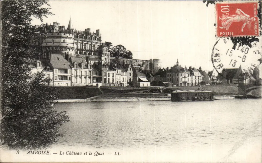 Amboise — O Castelo e o Quai — LL - Frente